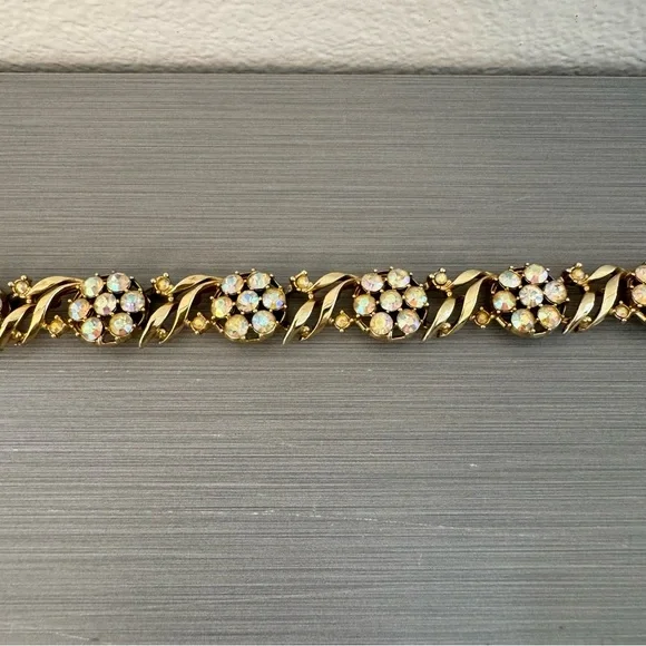 Vintage Aurora Borealis Crystal Choker Gold Tone 1950s Style - Picture 7 of 10